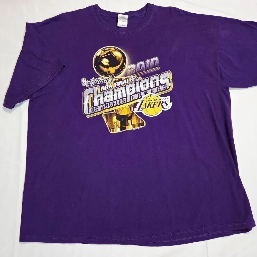 LOS ANGELES LAKERS 2010 NBA FINALS CHAMPIONS PURPLE T-SHIRT MENS SIZE 2XL XXL